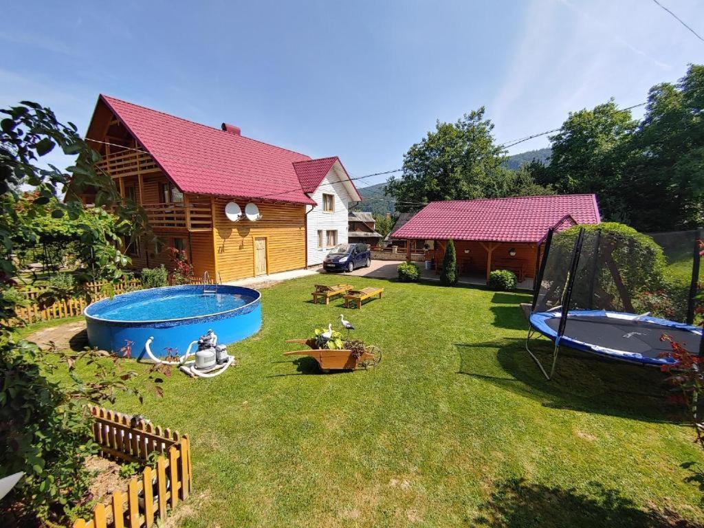 Cottage house 亚列姆切 外观 照片